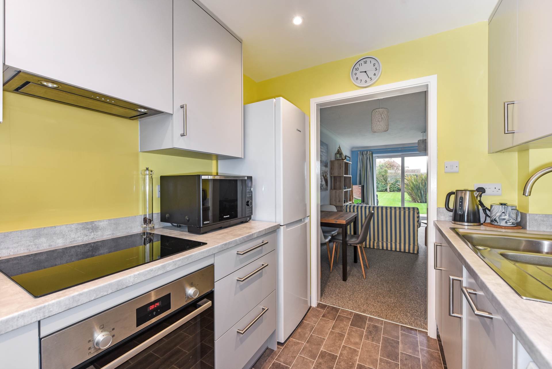 Additional Property Image 2 bedroom Flat for sale in Chichester 4