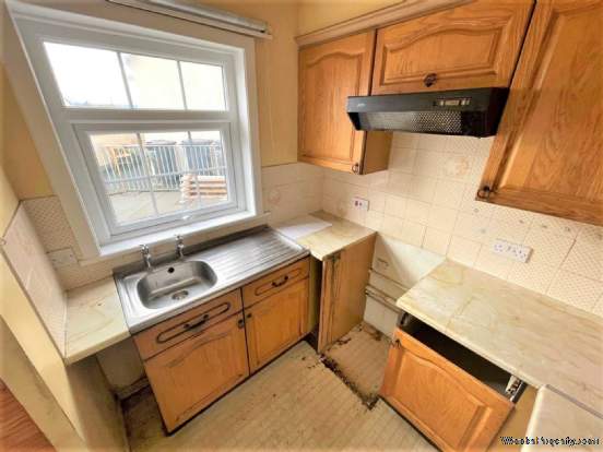 Additional Property Image 1 bedroom Serviced Apartments for sale in Exmouth 5