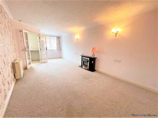 Additional Property Image 1 bedroom Serviced Apartments for sale in Exmouth 2