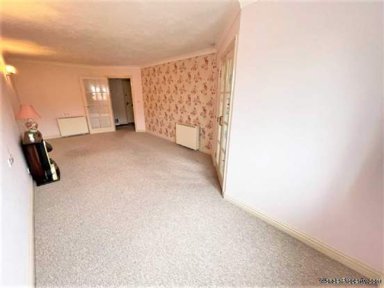 Additional Property Image 1 bedroom Serviced Apartments for sale in Exmouth 9