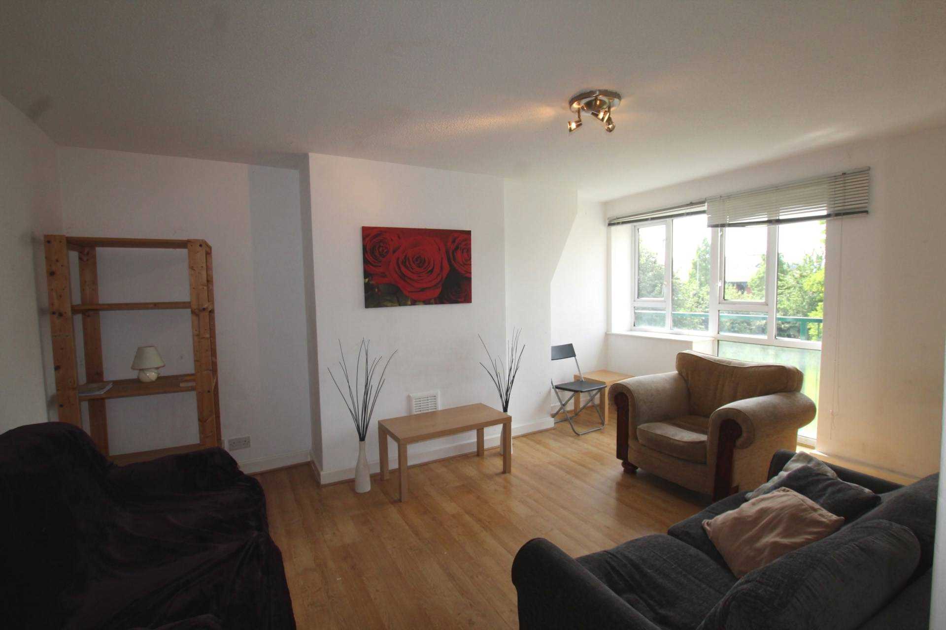 Additional Property Image 3 bedroom Apartment to rent in Salford 2