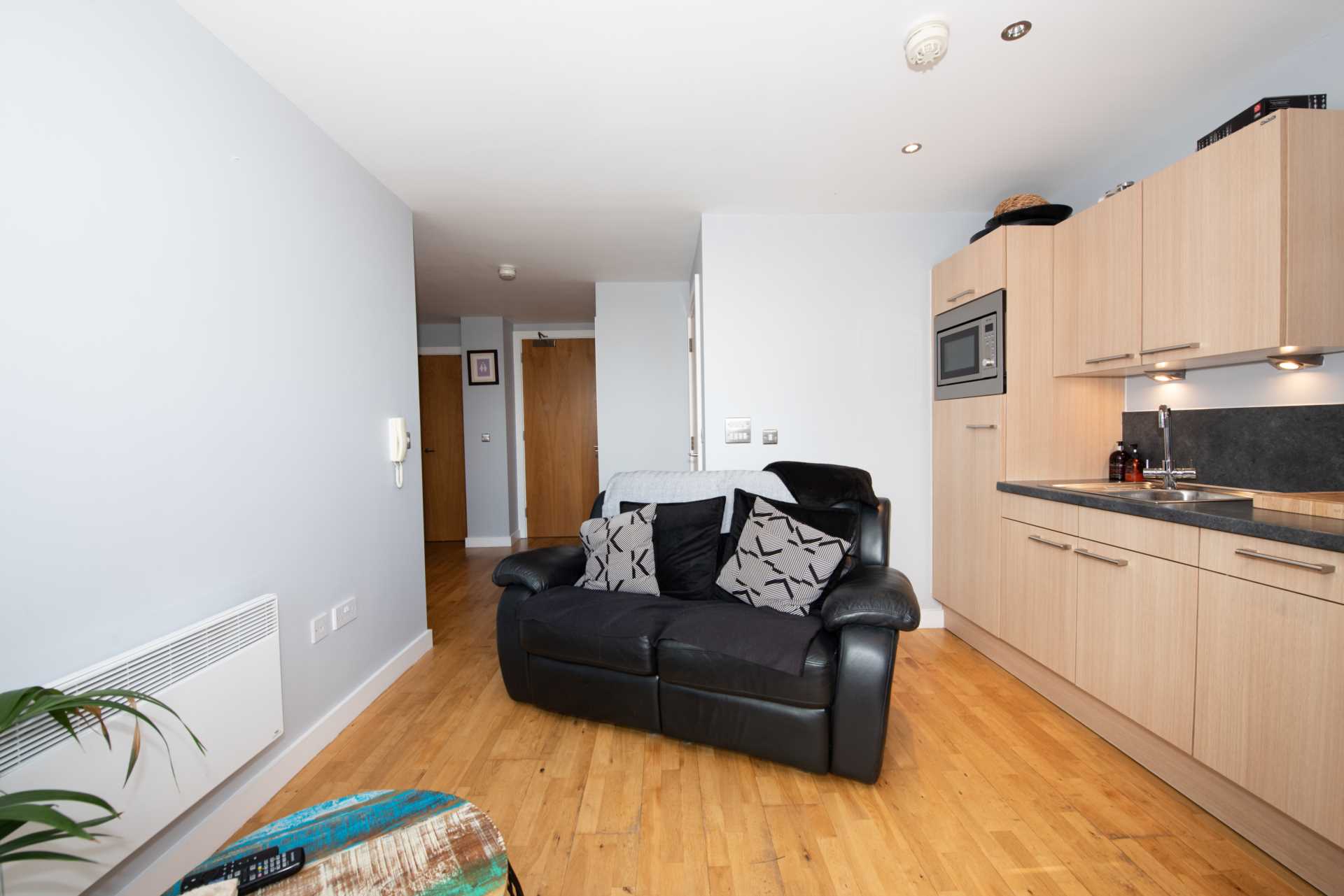 Additional Property Image 0 bedroom Studio to rent in Manchester 10