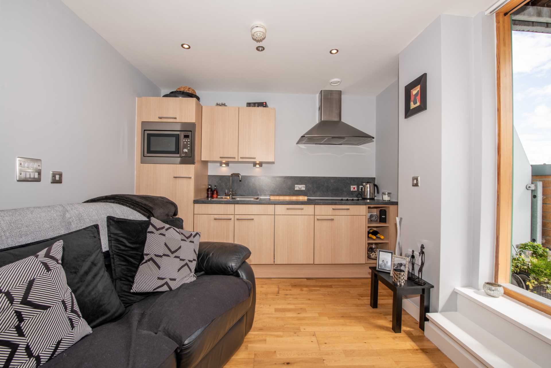 Additional Property Image 0 bedroom Studio to rent in Manchester 11