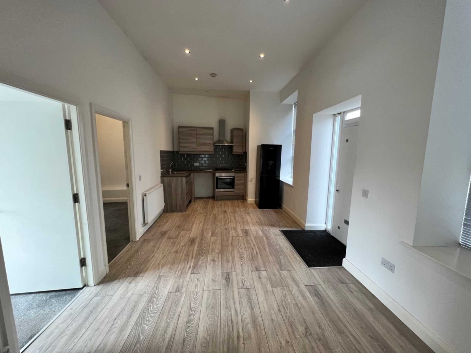 Additional Property Image 2 bedroom Flat to rent in Oldham 7