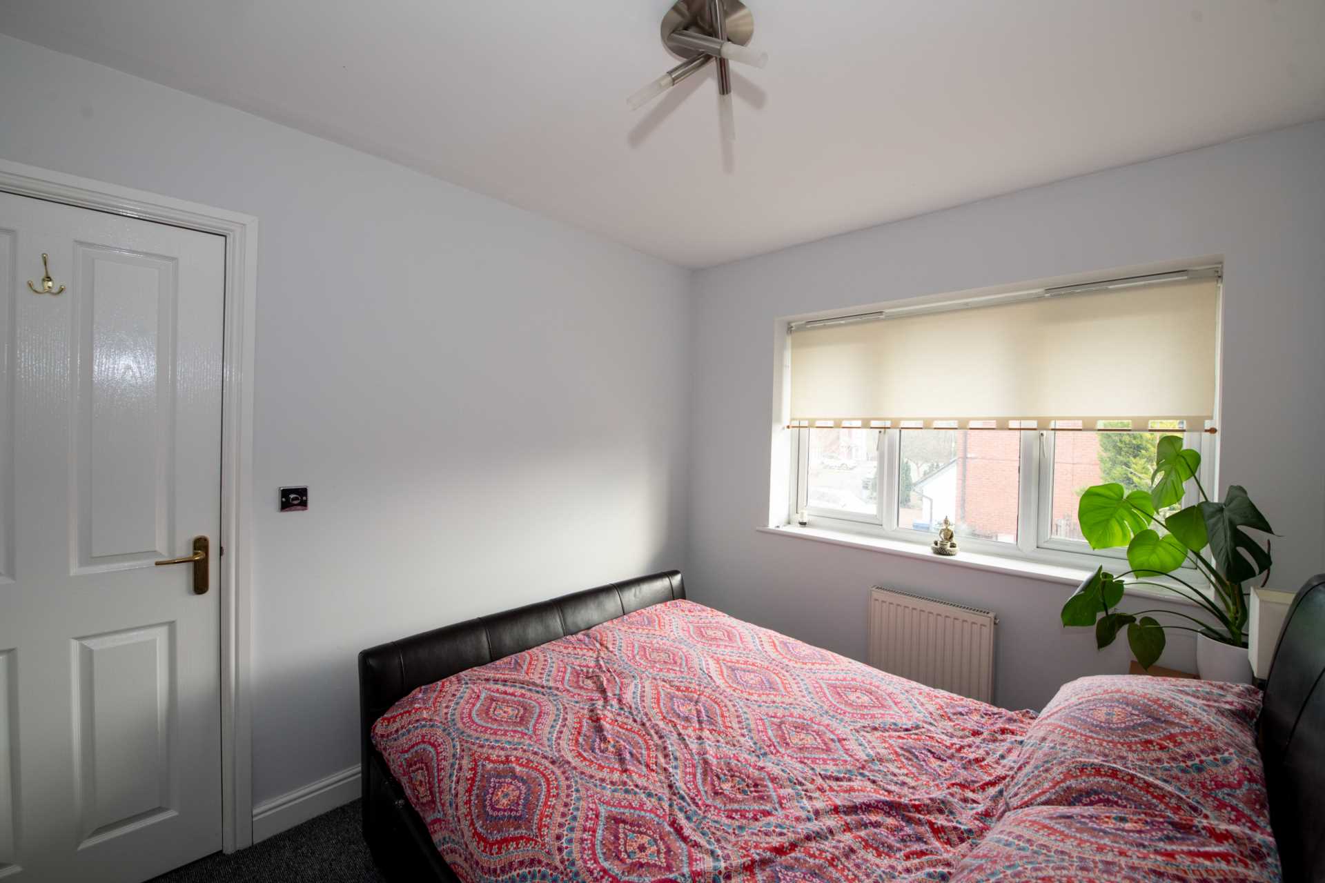 Additional Property Image 3 bedroom Mews to rent in Bury 8