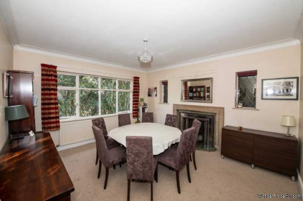 Additional Property Image 3 bedroom Detached for sale in Salford 3