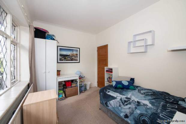 Additional Property Image 3 bedroom Detached for sale in Salford 17