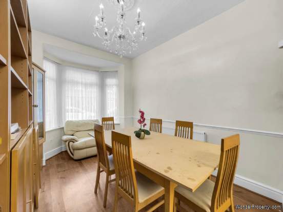 Additional Property Image 3 bedroom Terraced for sale in Salford 2