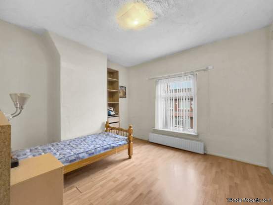 Additional Property Image 3 bedroom Terraced for sale in Salford 9
