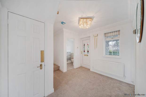 Additional Property Image 6 bedroom Detached for sale in Manchester 5