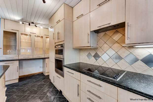 Additional Property Image 3 bedroom Detached for sale in Manchester 5
