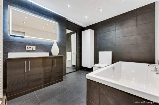 Additional Property Image 3 bedroom Detached for sale in Manchester 8