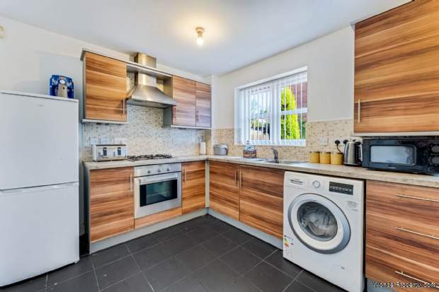 Additional Property Image 2 bedroom Semi Detached for sale in Salford 12