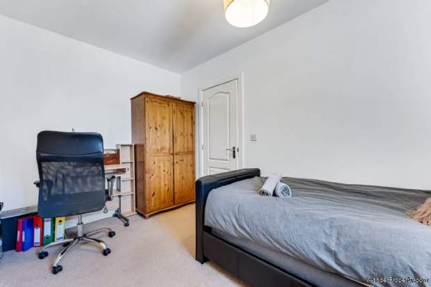 Additional Property Image 2 bedroom Semi Detached for sale in Salford 7