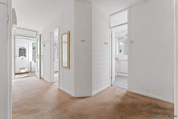 Additional Property Image 3 bedroom Bungalow for sale in Bury 3
