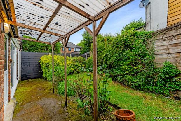 Additional Property Image 3 bedroom Semi Detached for sale in Manchester 17