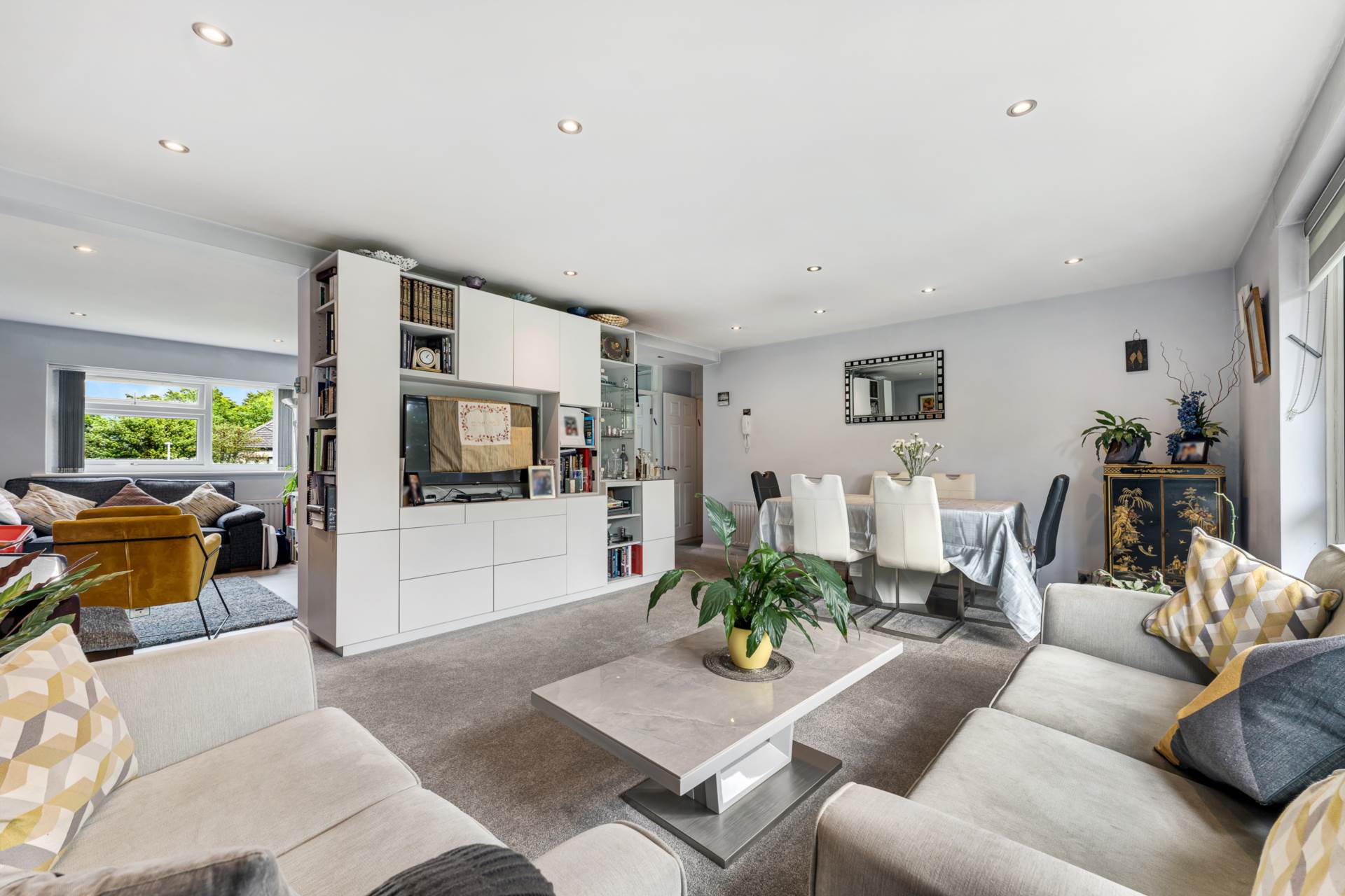 Additional Property Image 2 bedroom Apartment for sale in Salford 4