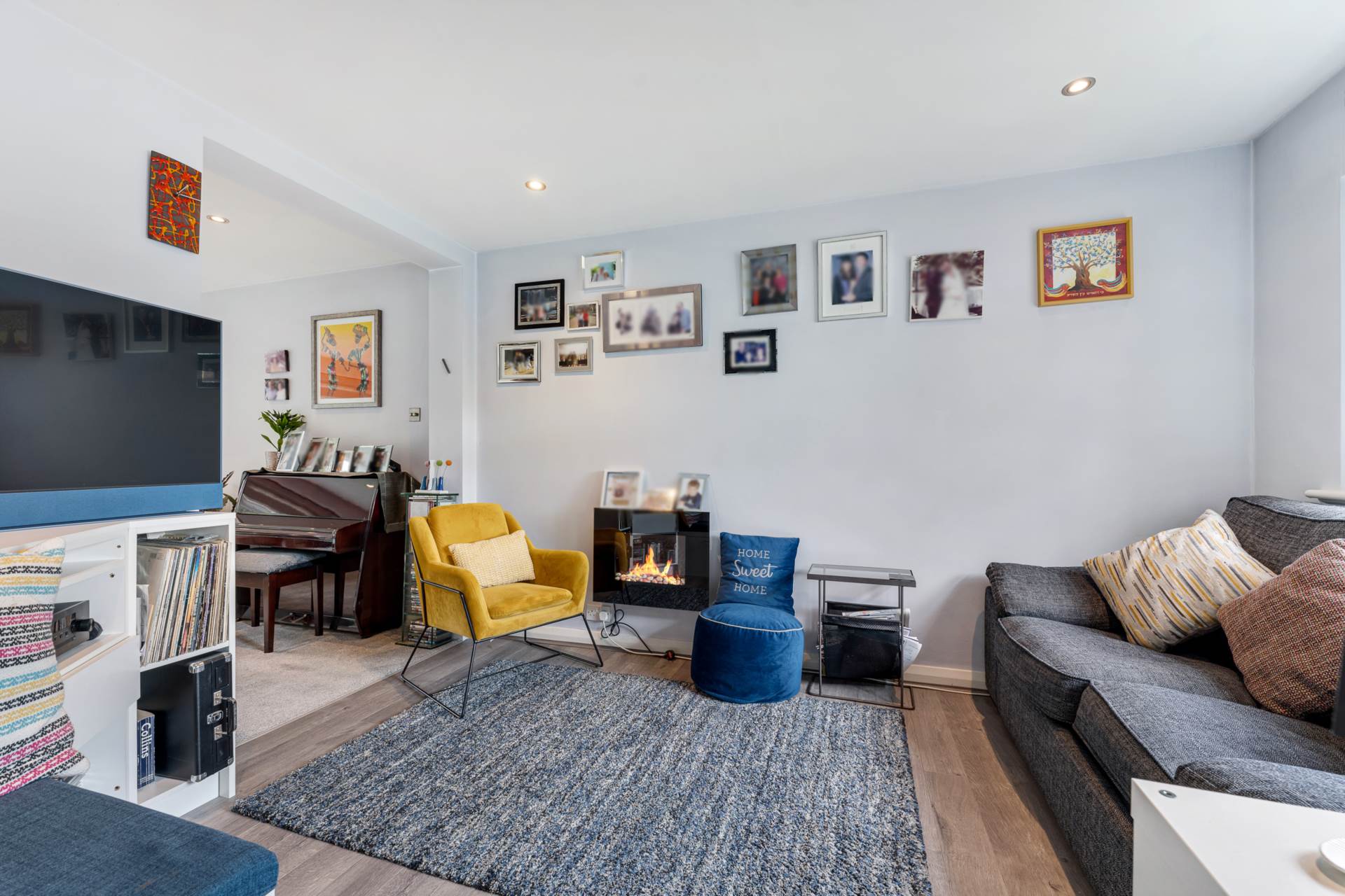 Additional Property Image 2 bedroom Apartment for sale in Salford 9