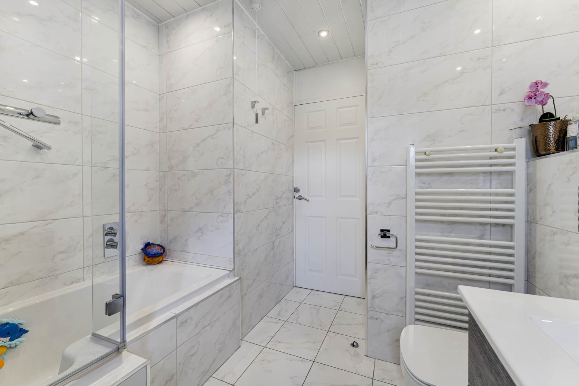 Additional Property Image 2 bedroom Apartment for sale in Salford 18