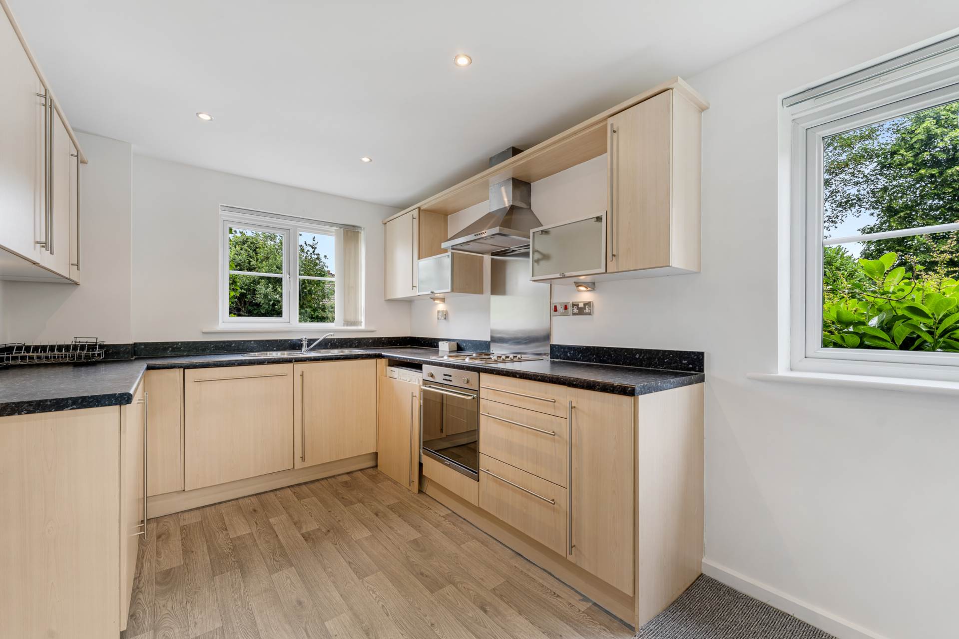Additional Property Image 2 bedroom Flat for sale in Salford 7
