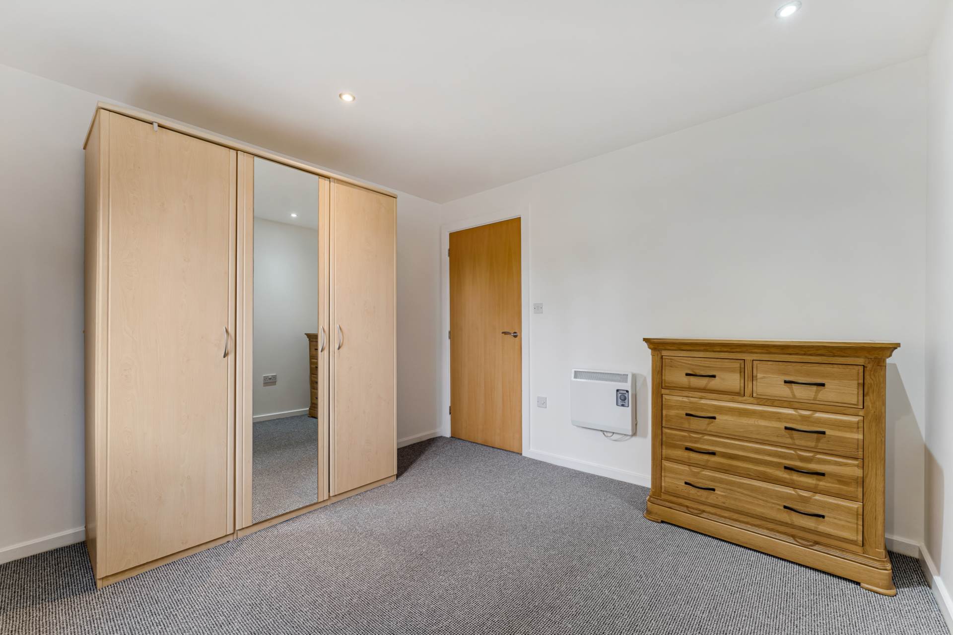 Additional Property Image 2 bedroom Flat for sale in Salford 9