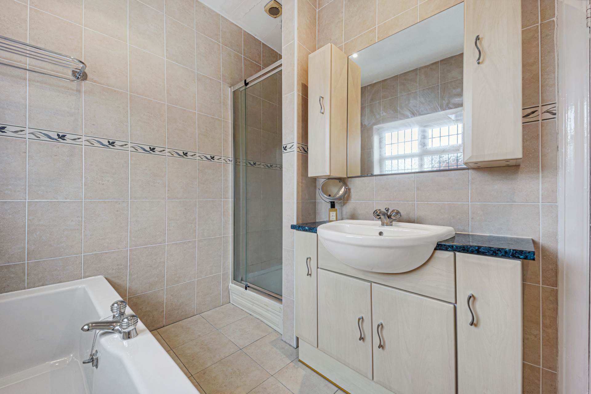Additional Property Image 5 bedroom Detached for sale in Manchester 24