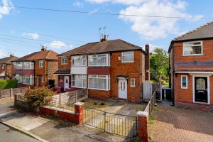 3 bedroom Semi Detached for sale in Manchester