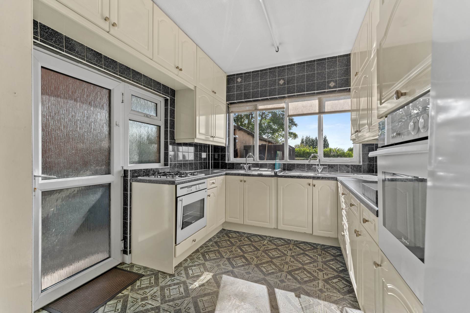 Additional Property Image 4 bedroom Semi Detached for sale in Salford 8