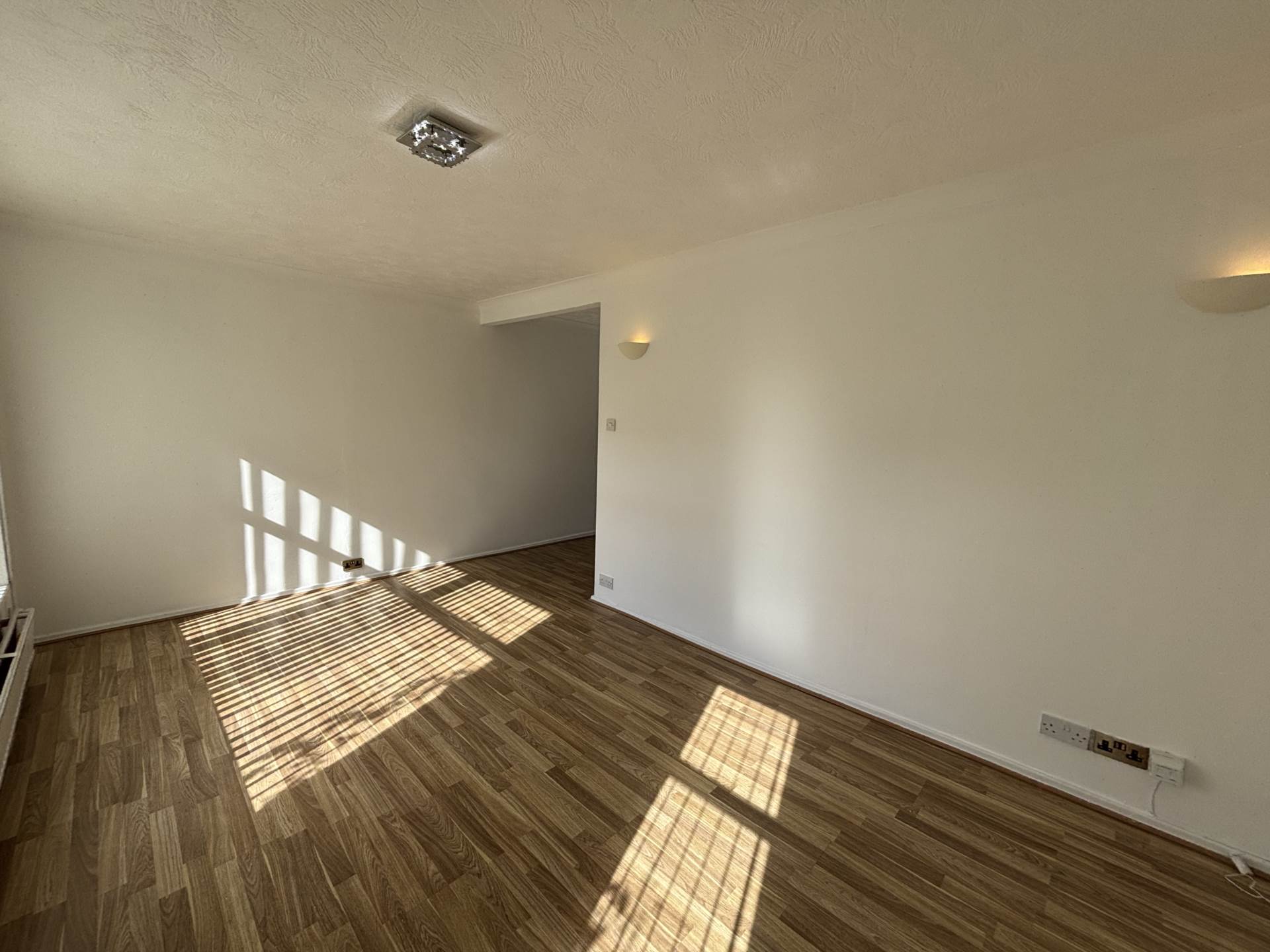 Additional Property Image 3 bedroom Semi Detached to rent in Manchester 4