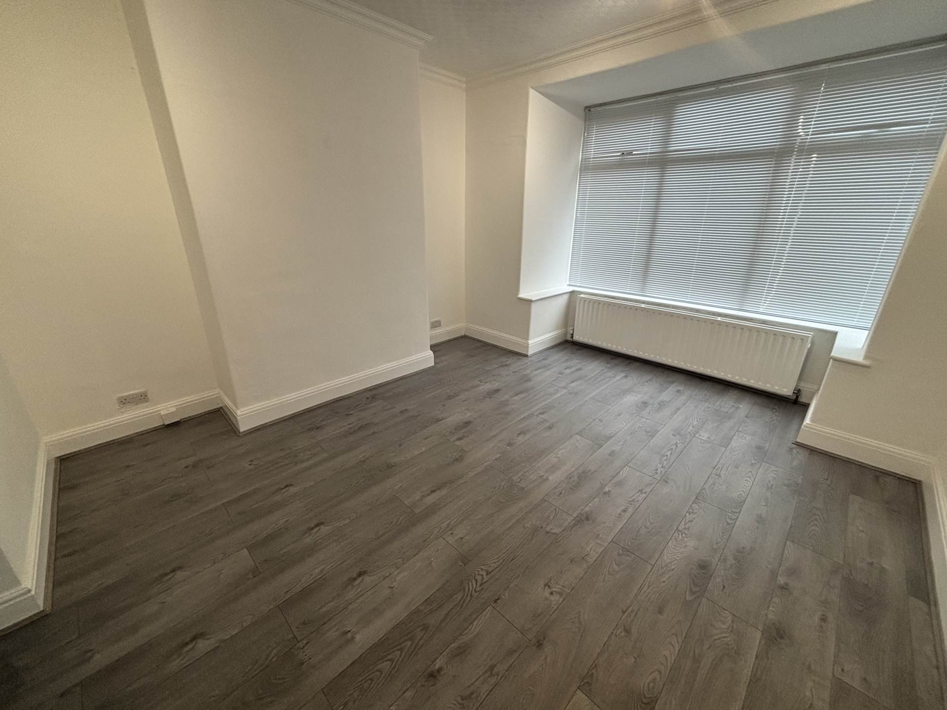 Additional Property Image 3 bedroom Terraced to rent in Oldham 4