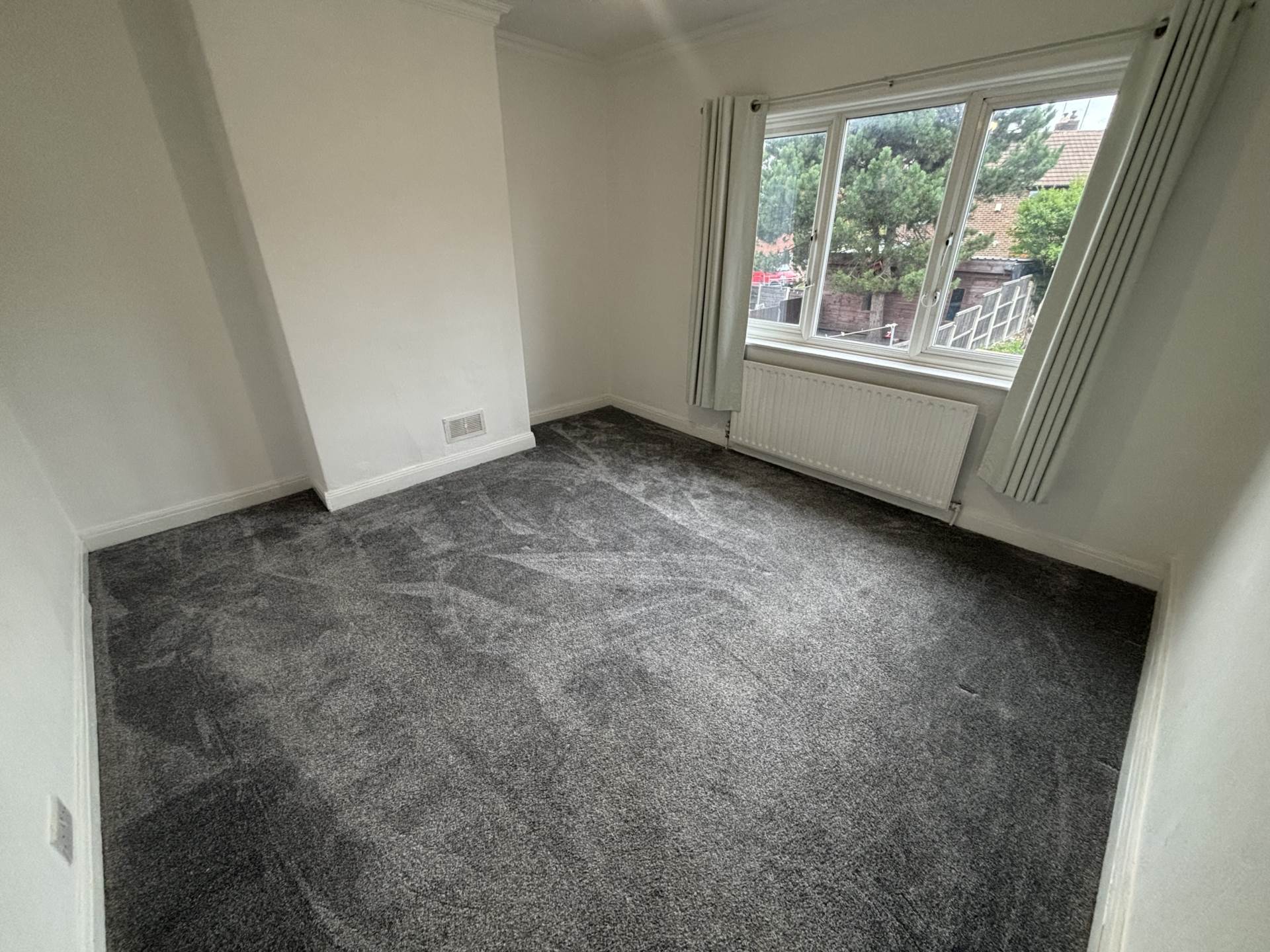 Additional Property Image 3 bedroom Terraced to rent in Oldham 11