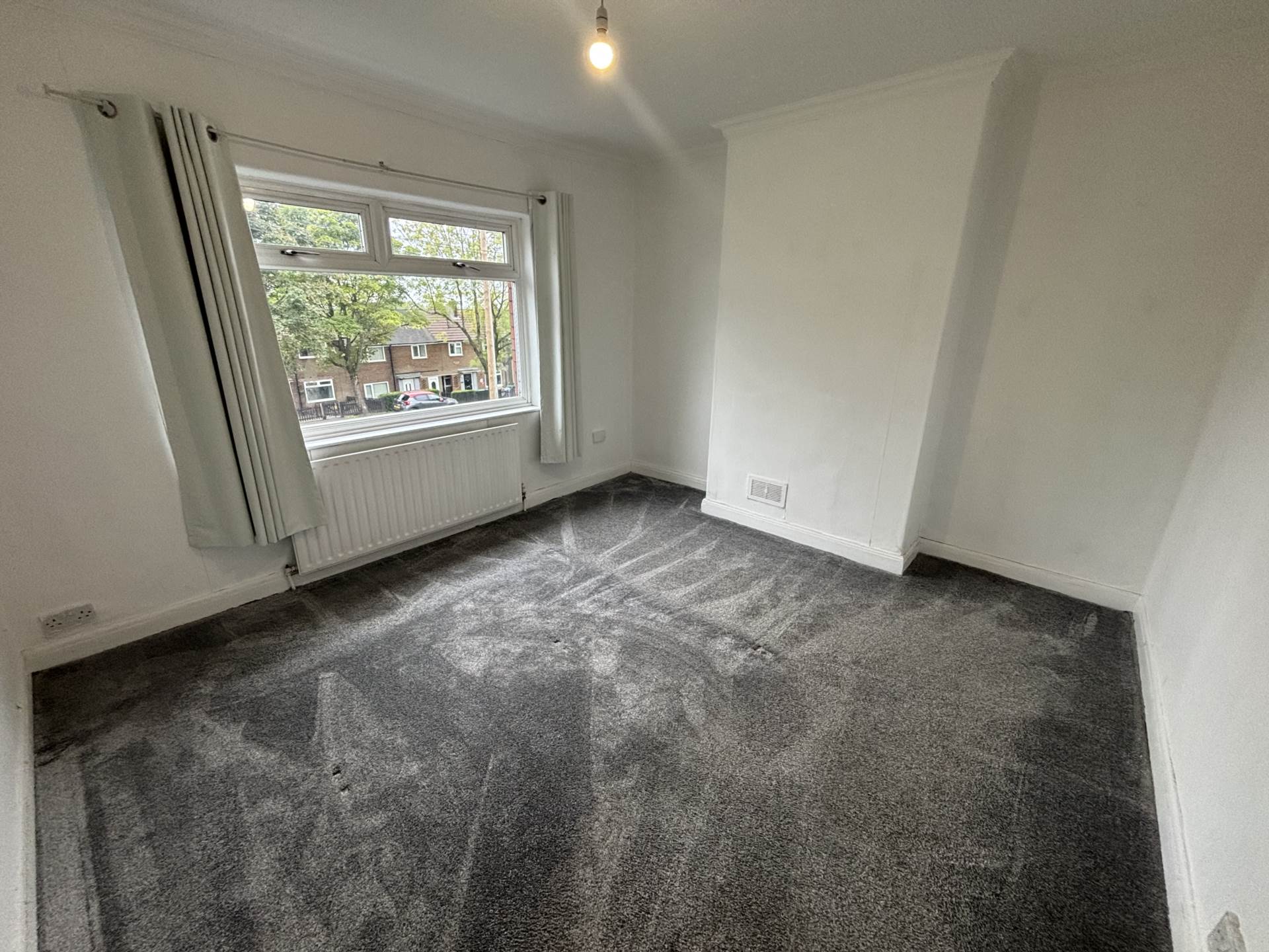 Additional Property Image 3 bedroom Terraced to rent in Oldham 12