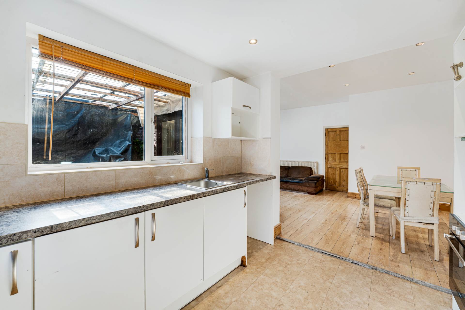 Additional Property Image 3 bedroom Detached for sale in Manchester 10