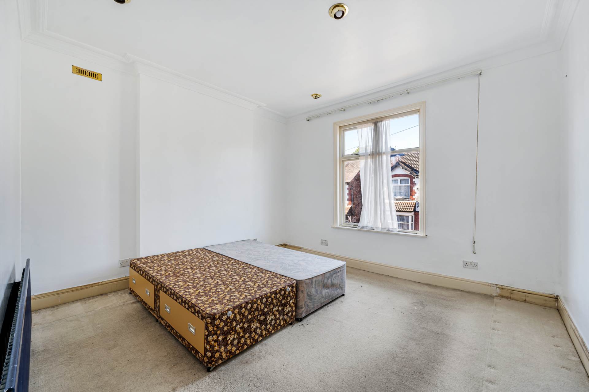 Additional Property Image 3 bedroom Detached for sale in Manchester 11