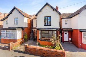 3 bedroom Detached for sale in Manchester