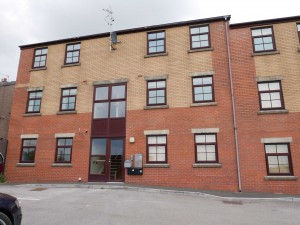 2 bedroom Apartment to rent in Rochdale