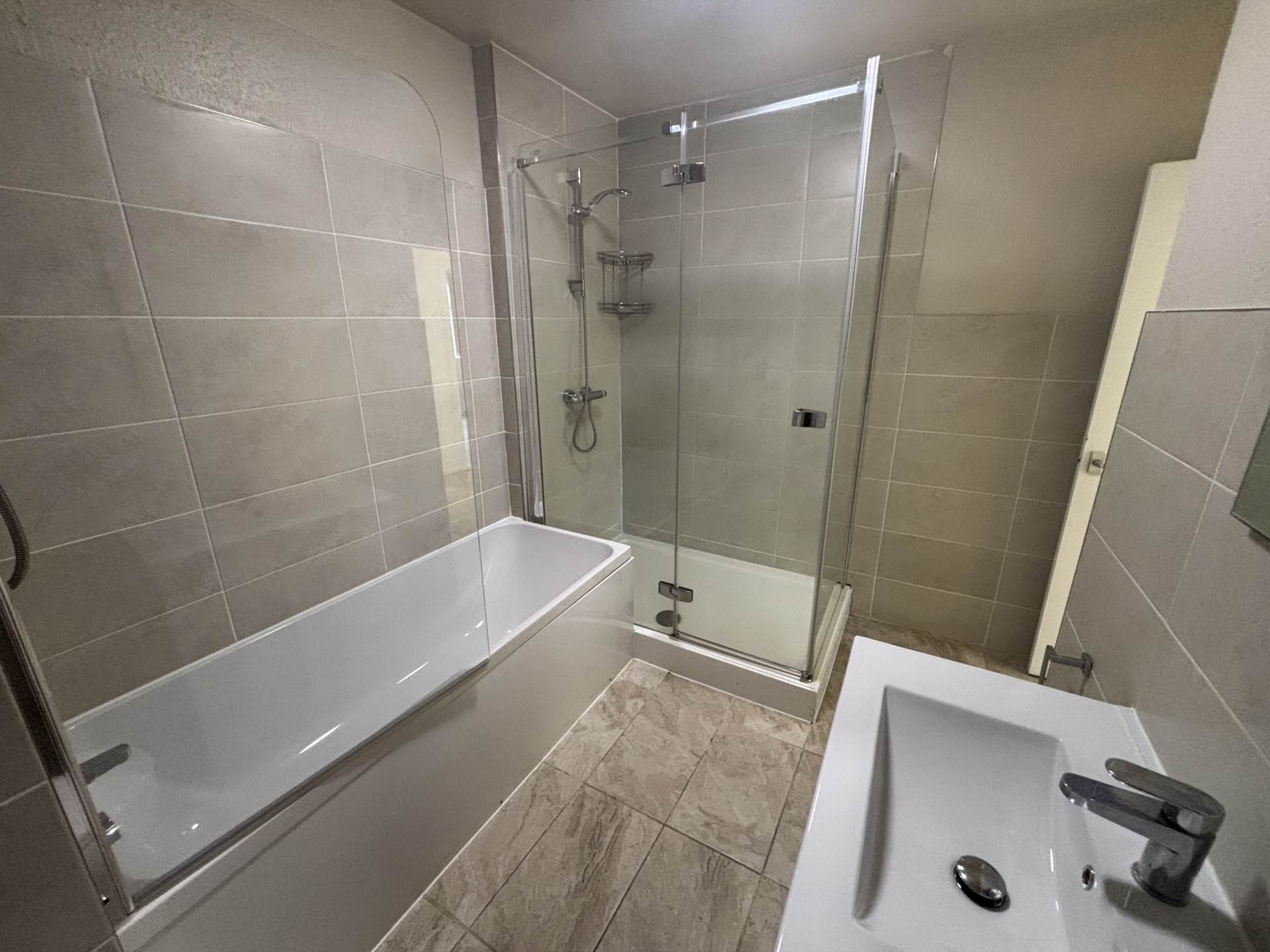 Additional Property Image 2 bedroom Flat to rent in Manchester 14