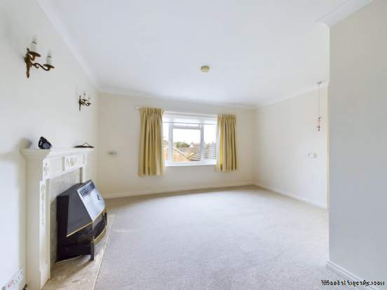 Additional Property Image 1 bedroom Flat for sale in Marlow 2