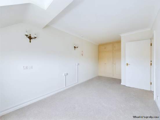 Additional Property Image 1 bedroom Flat for sale in Marlow 7
