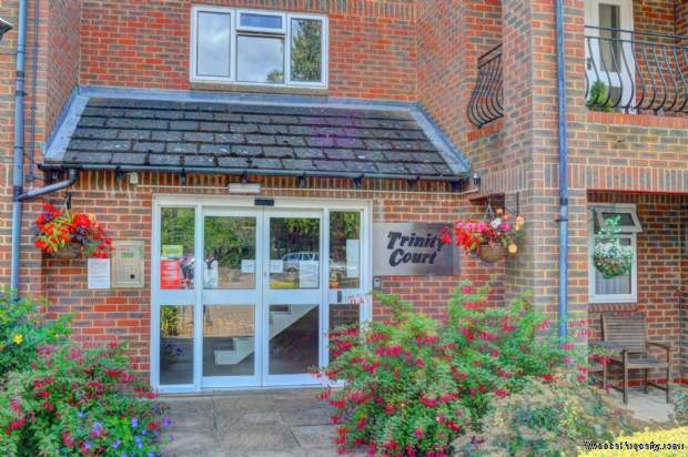 Additional Property Image 1 bedroom Flat for sale in Marlow 12