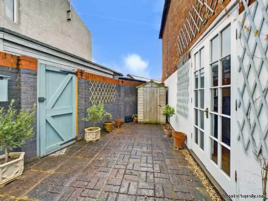Additional Property Image 2 bedroom End of Terrace for sale in Marlow 12