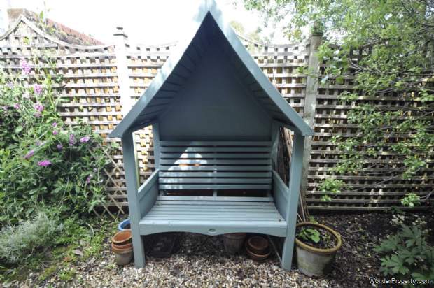 Additional Property Image 2 bedroom End of Terrace for sale in Marlow 13