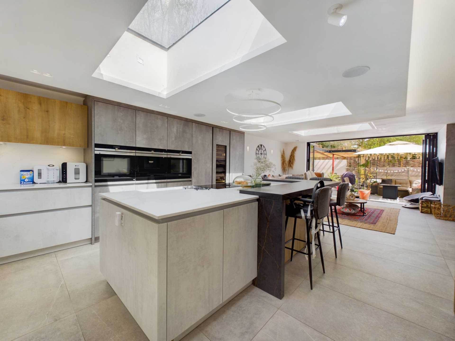 Additional Property Image 5 bedroom Detached to rent in High Wycombe 3
