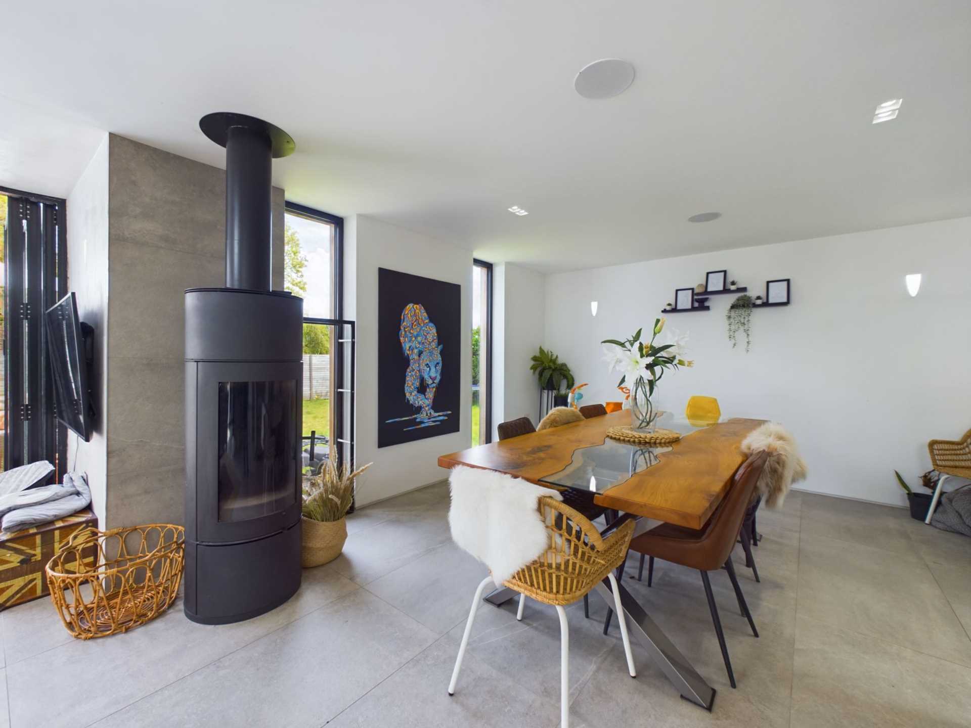 Additional Property Image 5 bedroom Detached to rent in High Wycombe 7