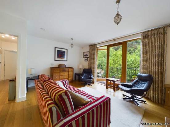 Additional Property Image 2 bedroom Apartment for sale in Maidenhead 5