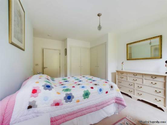 Additional Property Image 2 bedroom Apartment for sale in Maidenhead 10