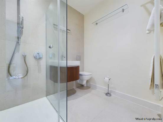 Additional Property Image 2 bedroom Apartment for sale in Maidenhead 13