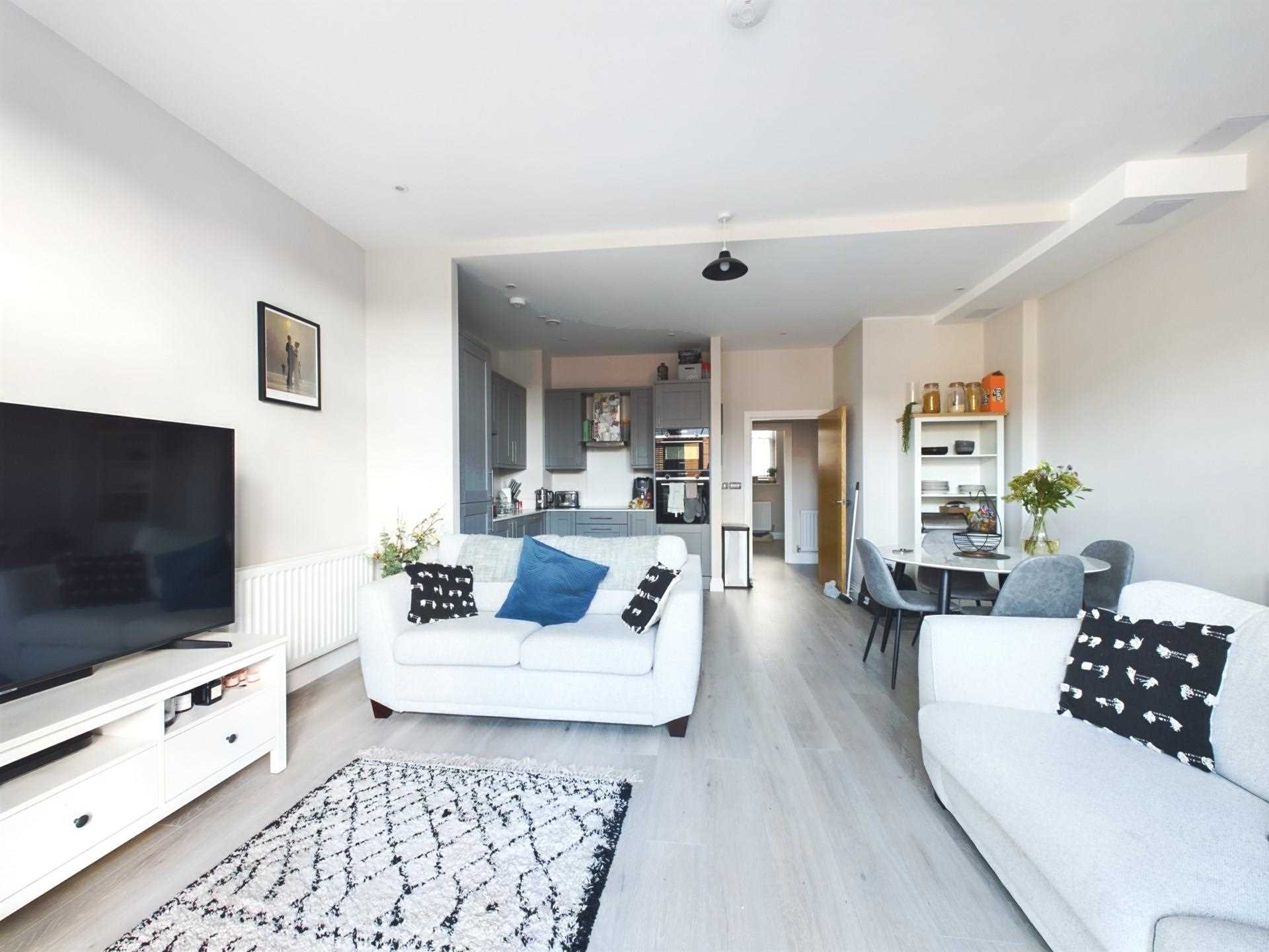 Additional Property Image 2 bedroom Apartment to rent in Marlow 2