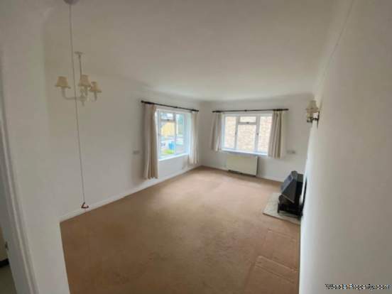 Additional Property Image 2 bedroom Flat for sale in Marlow 2