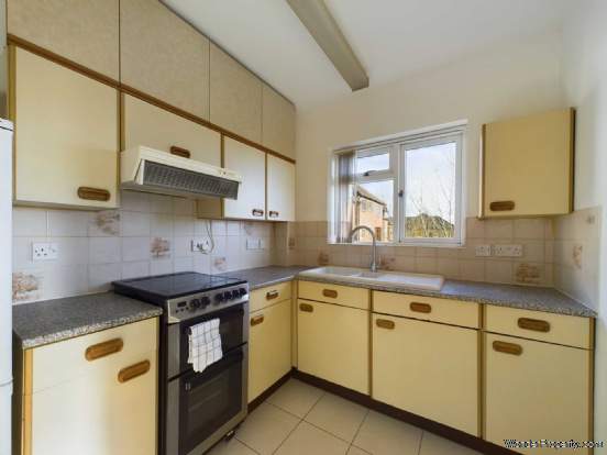 Additional Property Image 2 bedroom Flat for sale in Marlow 3